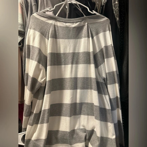 NWT Lefty & Me Striped Pullover - Picture 4 of 4